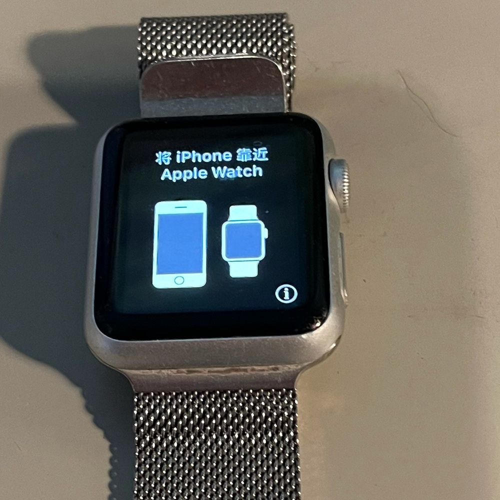 Women’s 1st generation Apple Watch